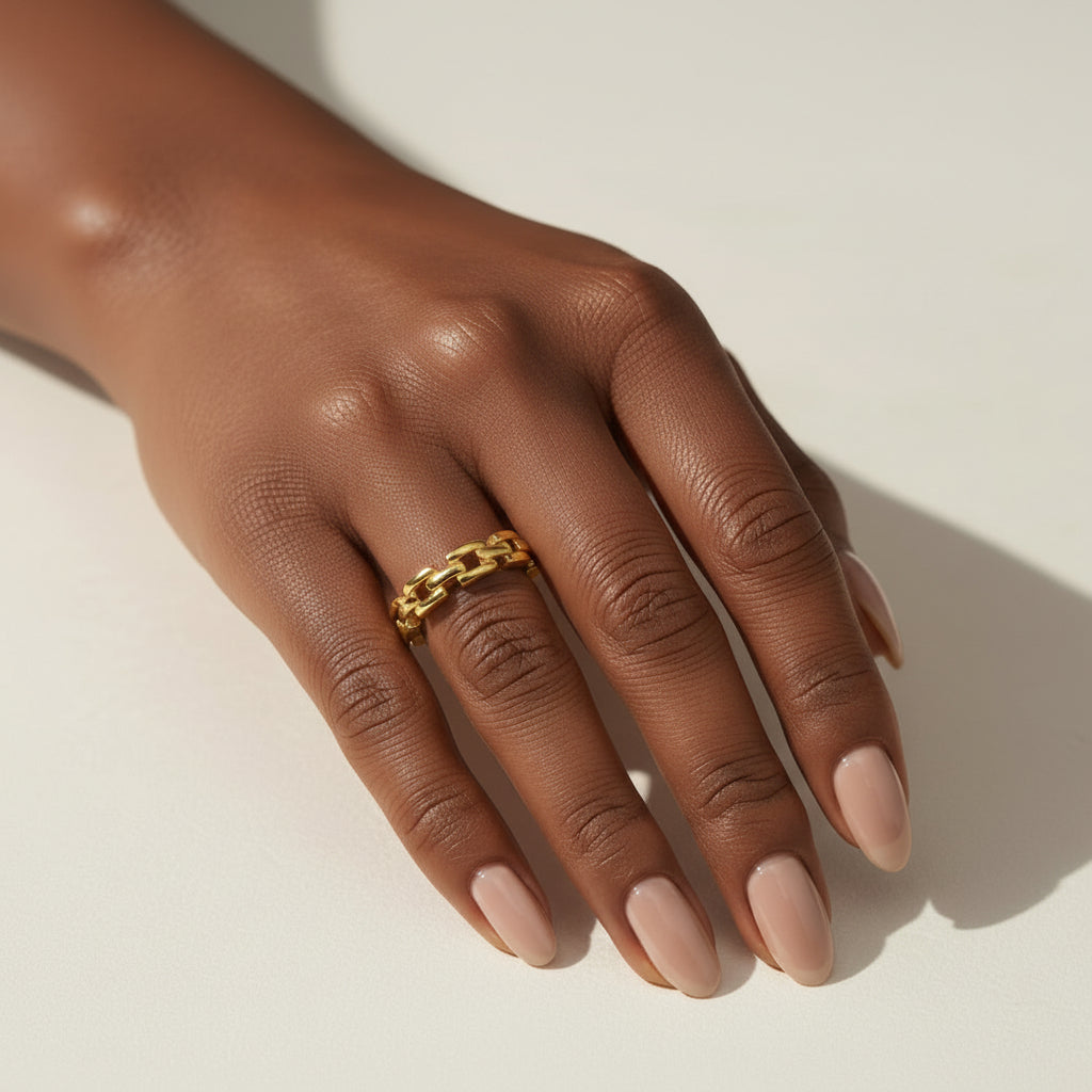 Modern Bold Link Ring