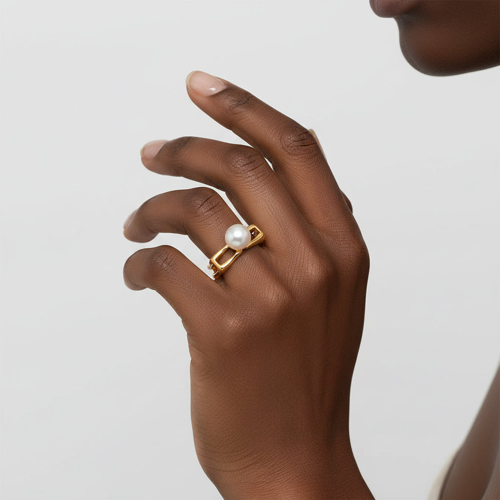 Pearl sculpted Open Ring
