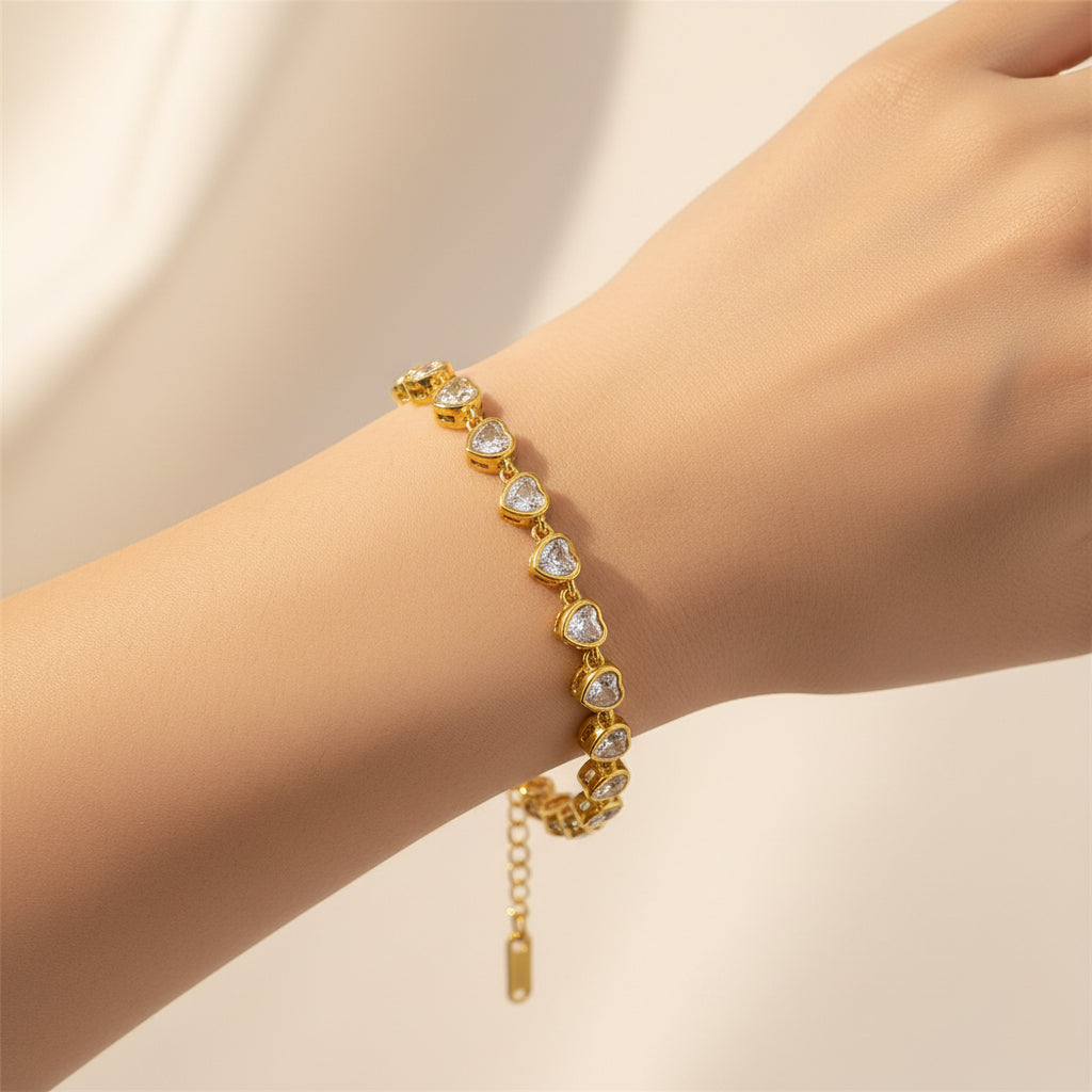 Amora Heart Link Bracelet