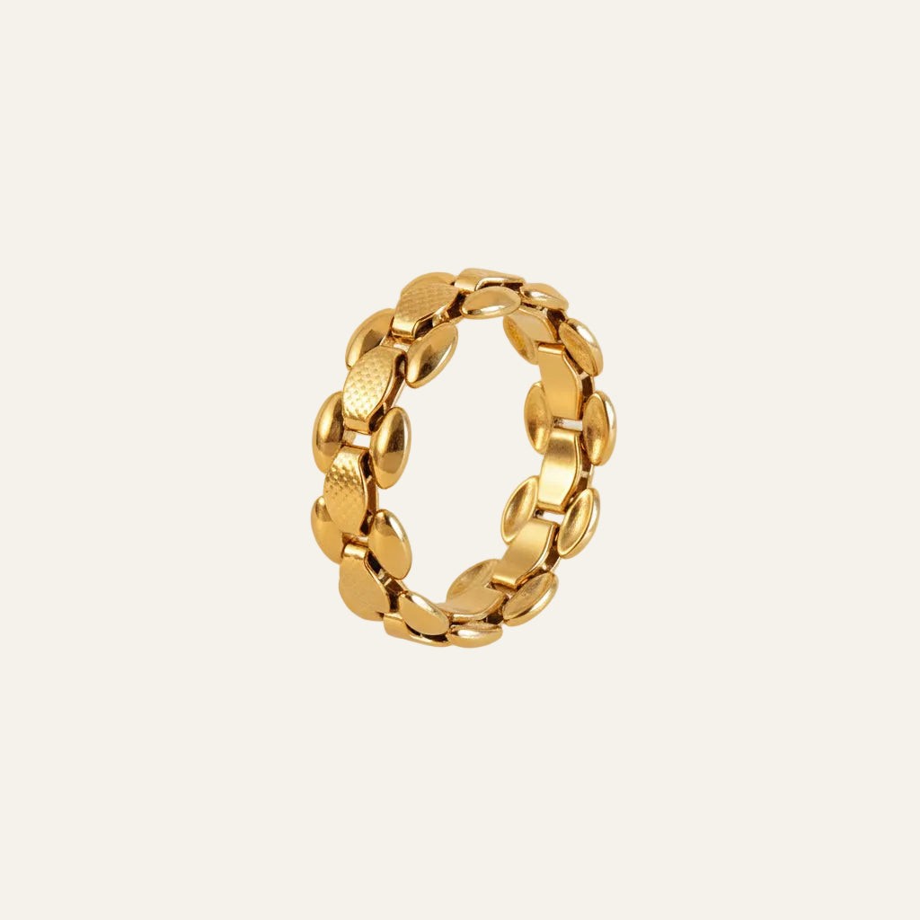 Bold Chain Luxe Statement Ring