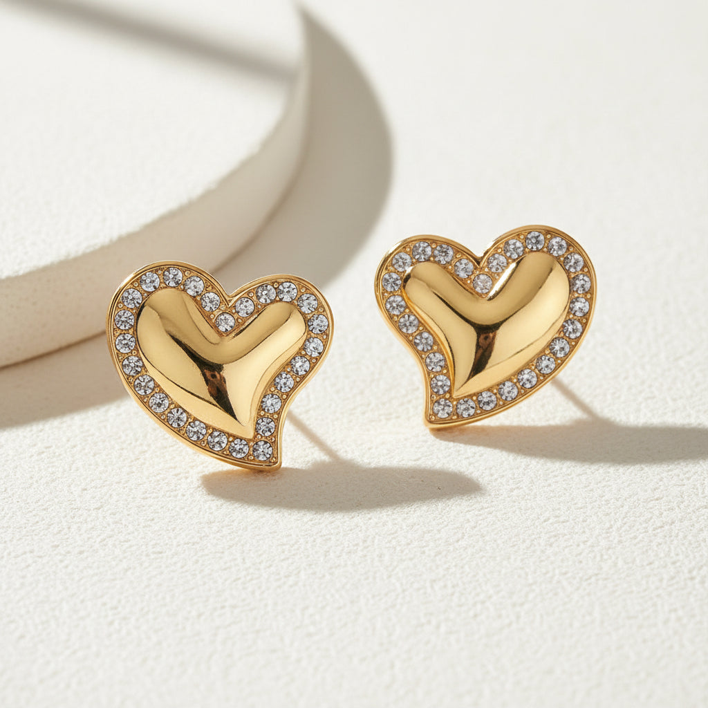 Stunning Heart Zirconia Ring