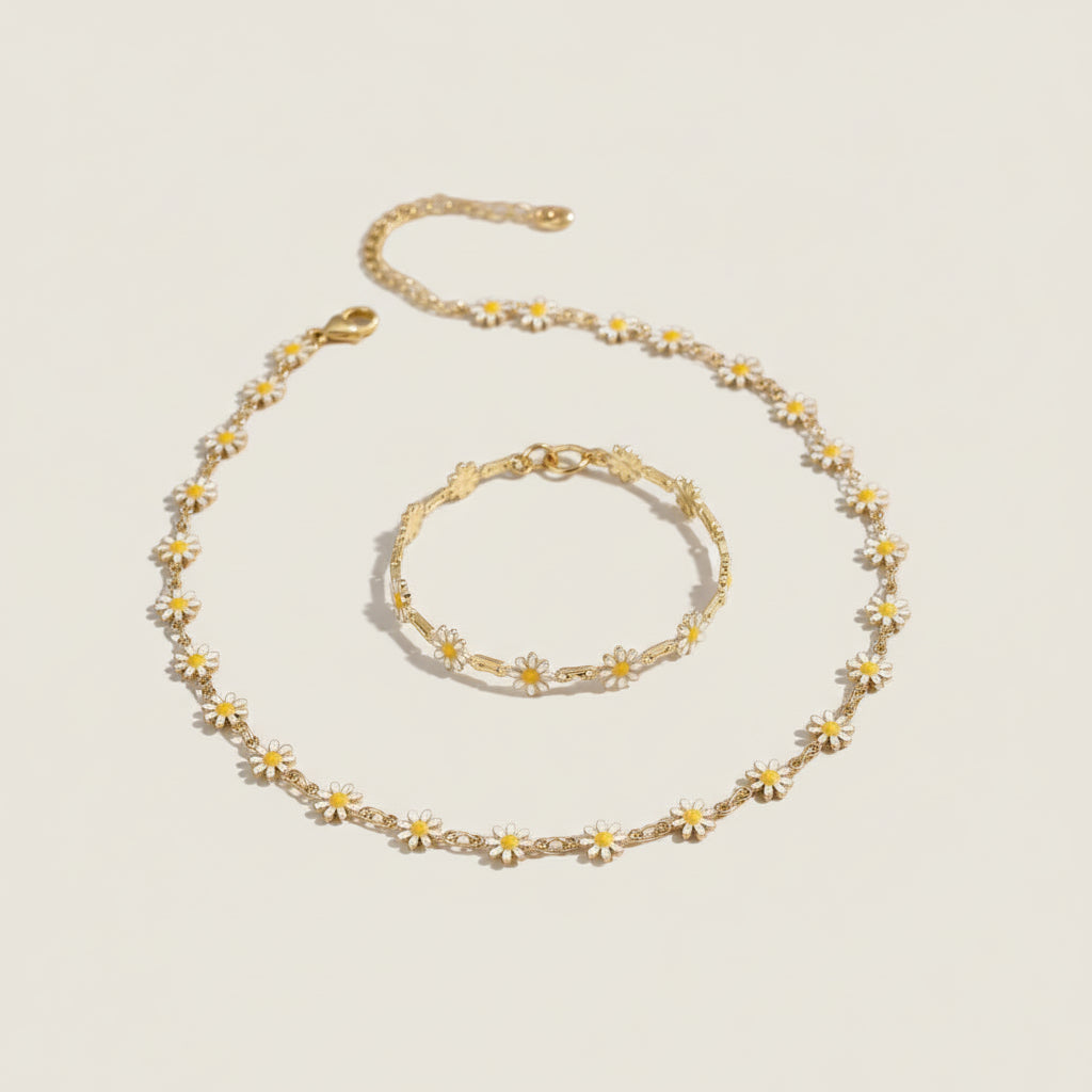 Gold Daisy Flower Necklace