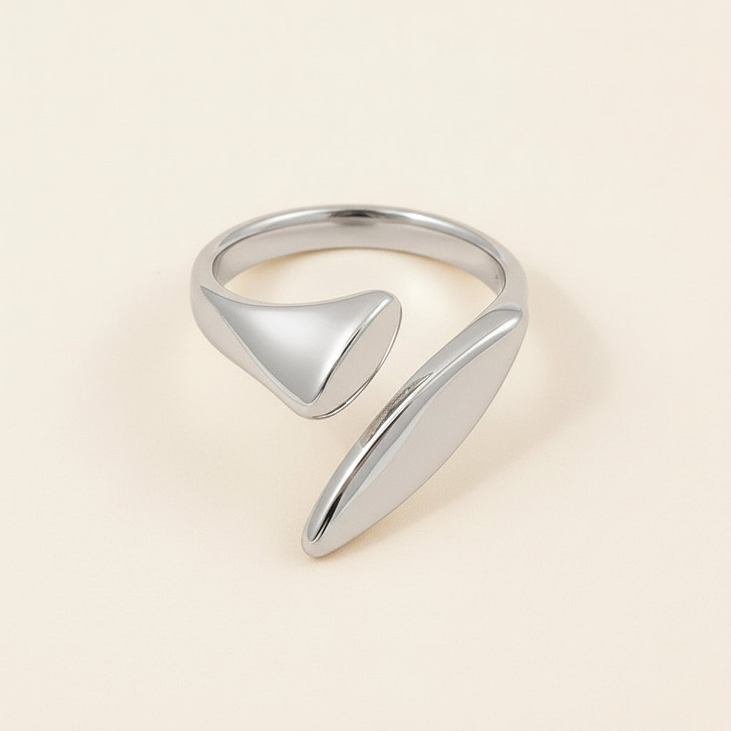 lutche-minimalist-ring-sculpted-open-2