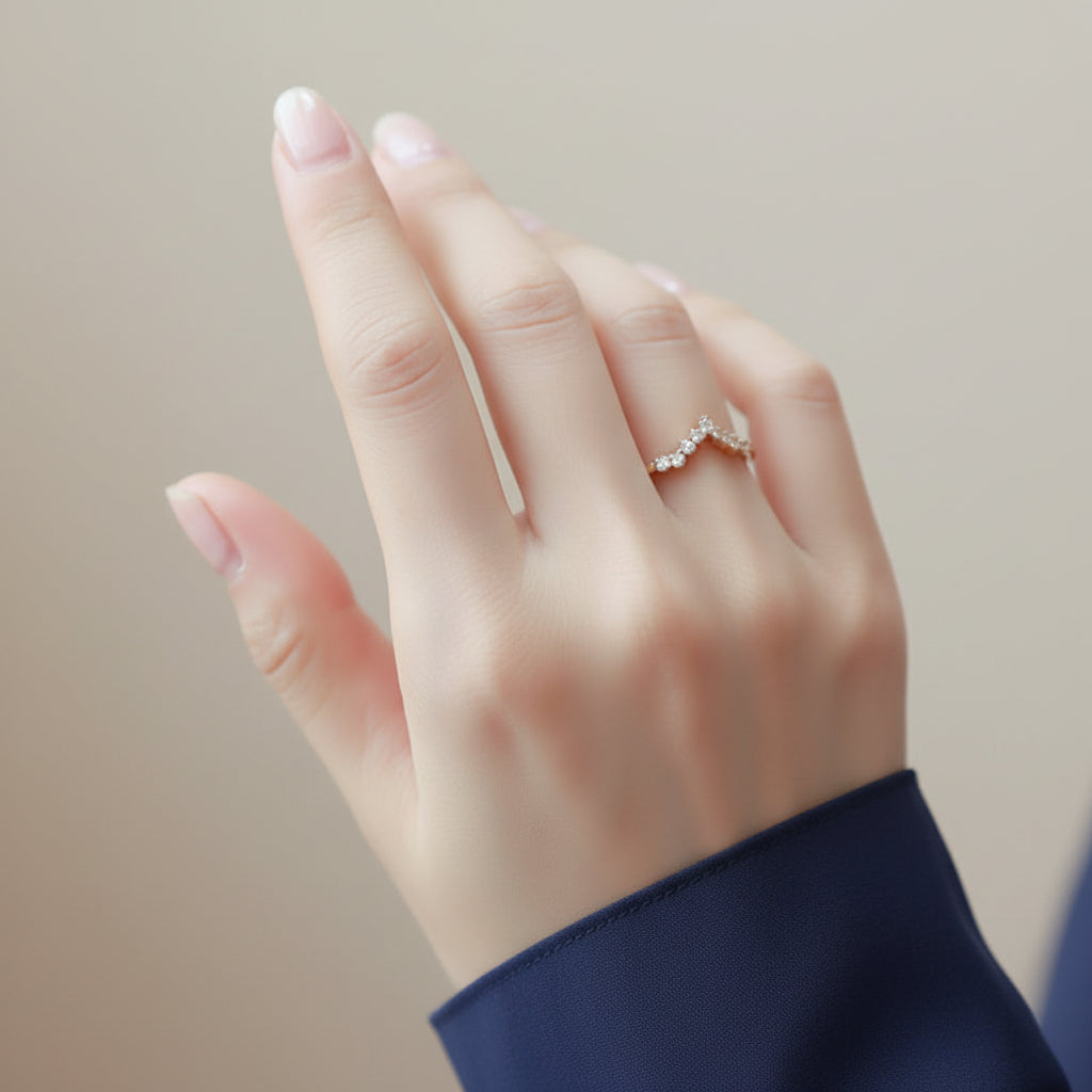 V Shine Ring with Rhinestones