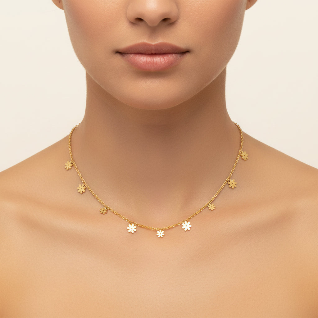 Daisy Charm Gold Necklace