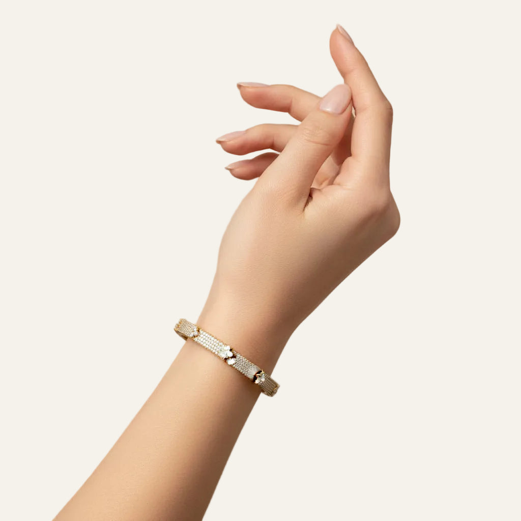 Bangle with Zirconia Gemstones