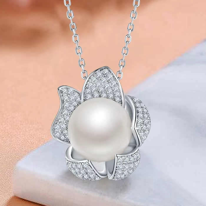 925 Sterling Silver Pearl Flower Pendant Necklace