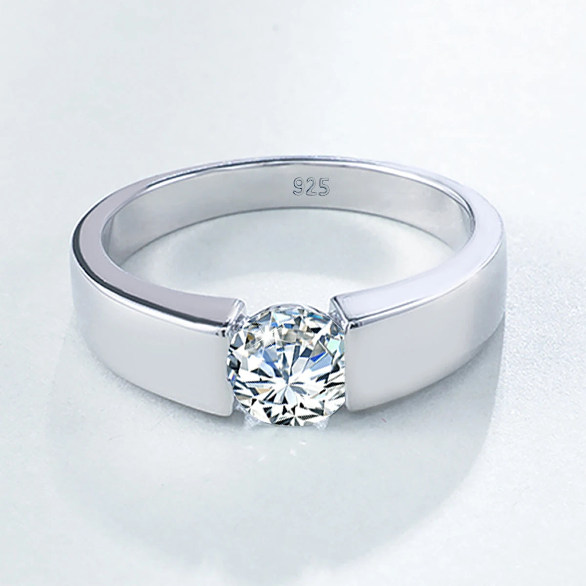 925 Sterling Silver Round Cut Moissanite Ring