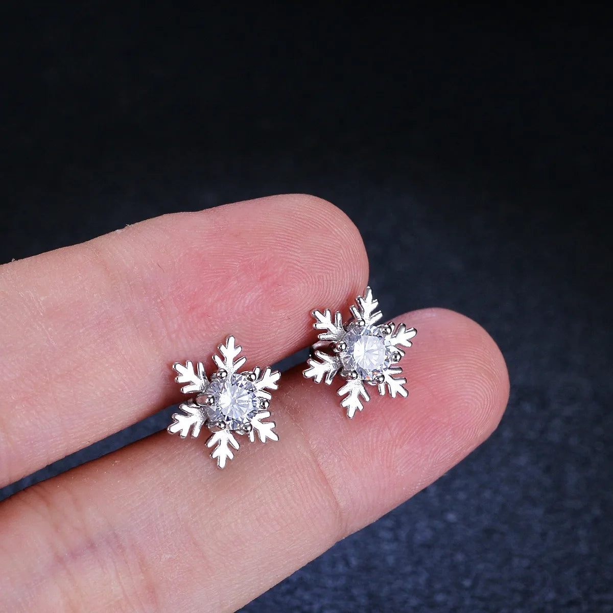 925 Sterling Silver Moissanite Snowflake Earrings