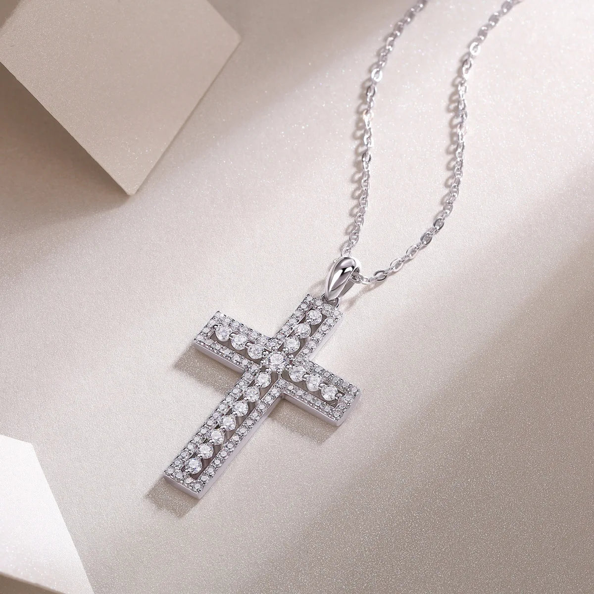 925 Sterling Silver Moissanite Cross Pendant Necklace