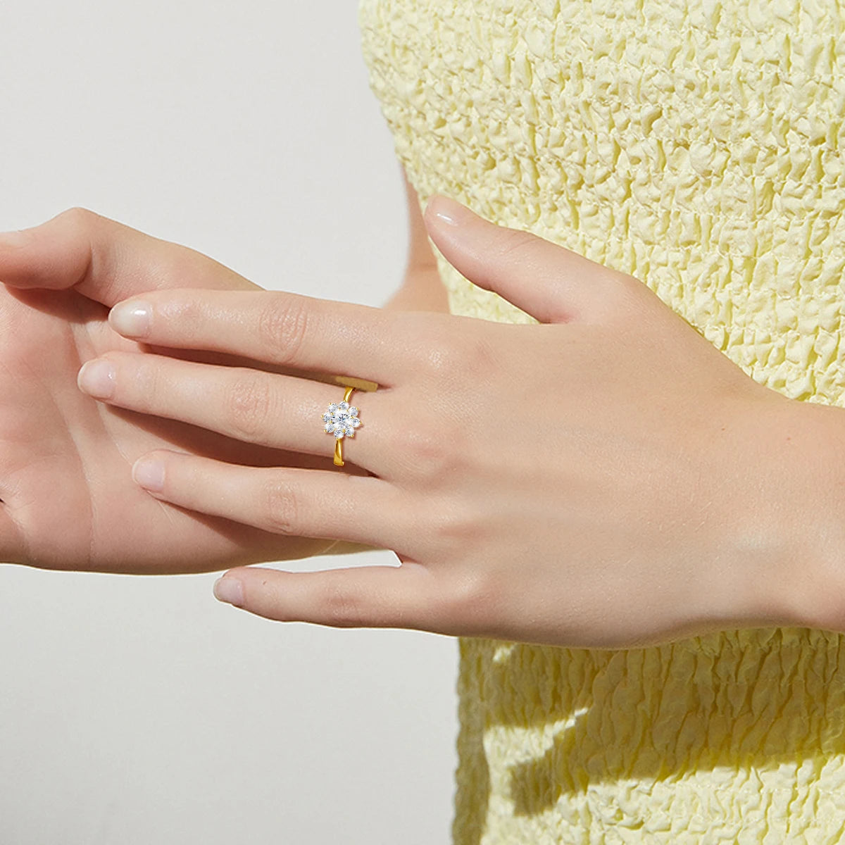 925 Sterling Silver Moissanite Diamond Ring