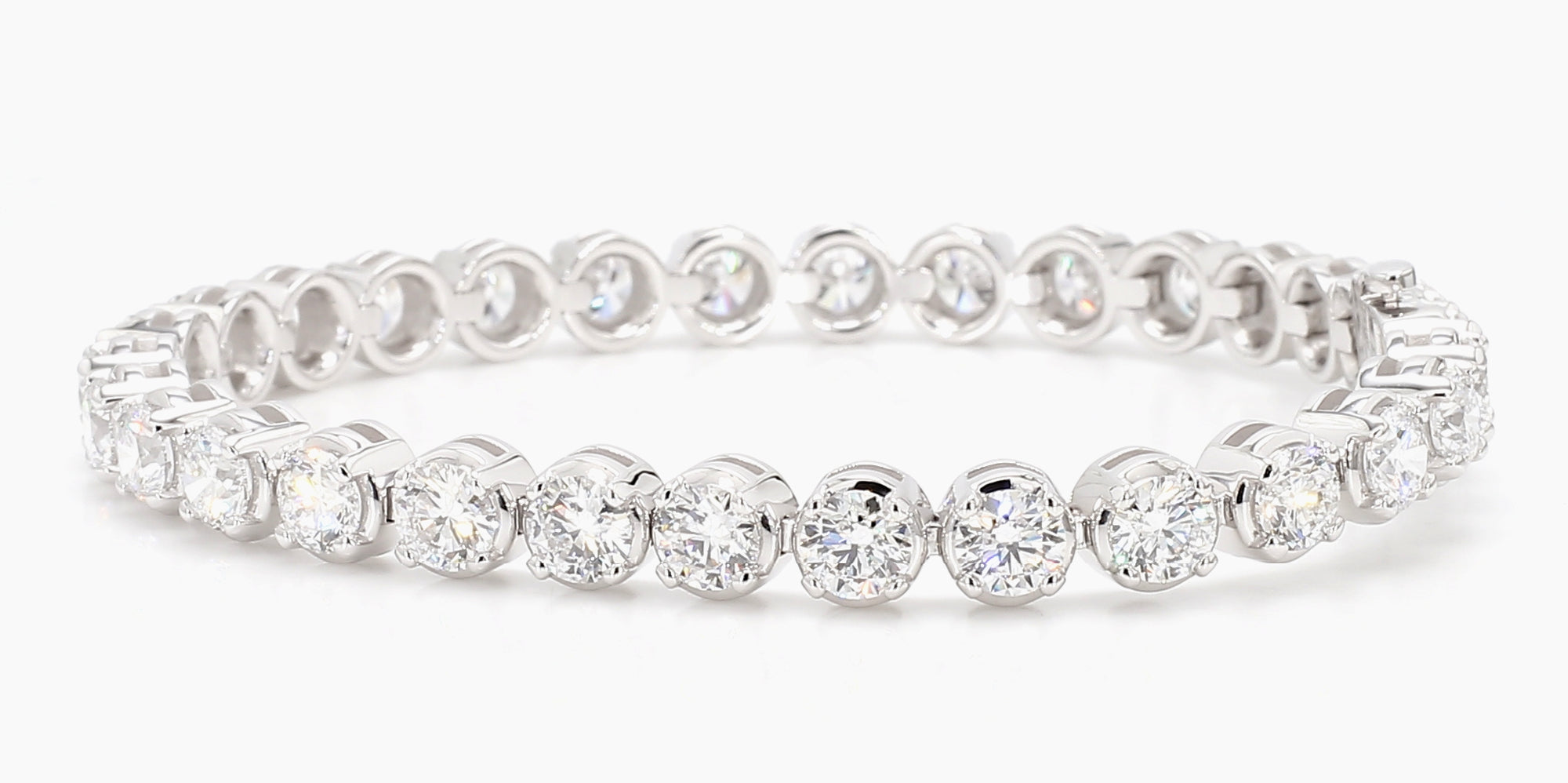 12.11 cttw 14k White Gold Round Luxe Tennis Bracelet