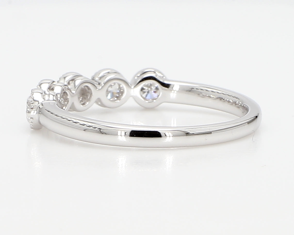 0.50 cttw 14k White Gold Round 5 Stone Wedding Band, Halo Setting