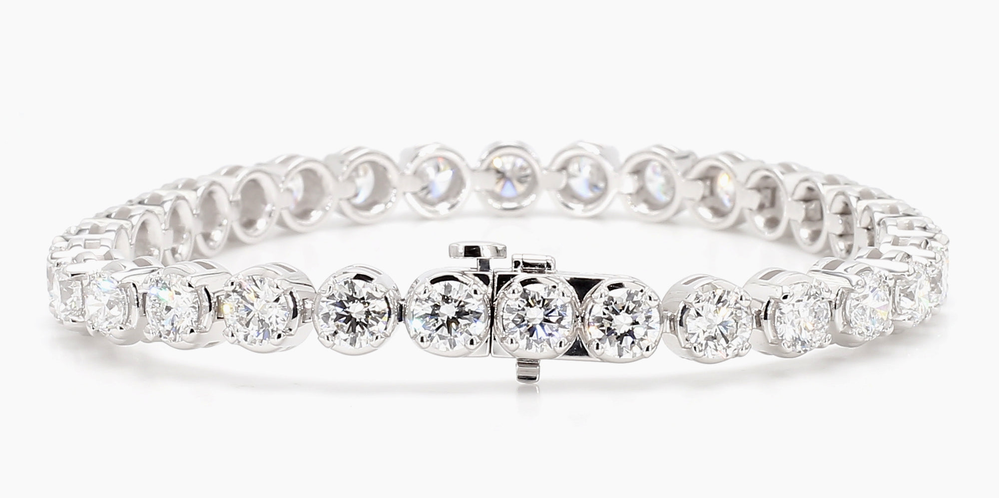 12.11 cttw 14k White Gold Round Luxe Tennis Bracelet