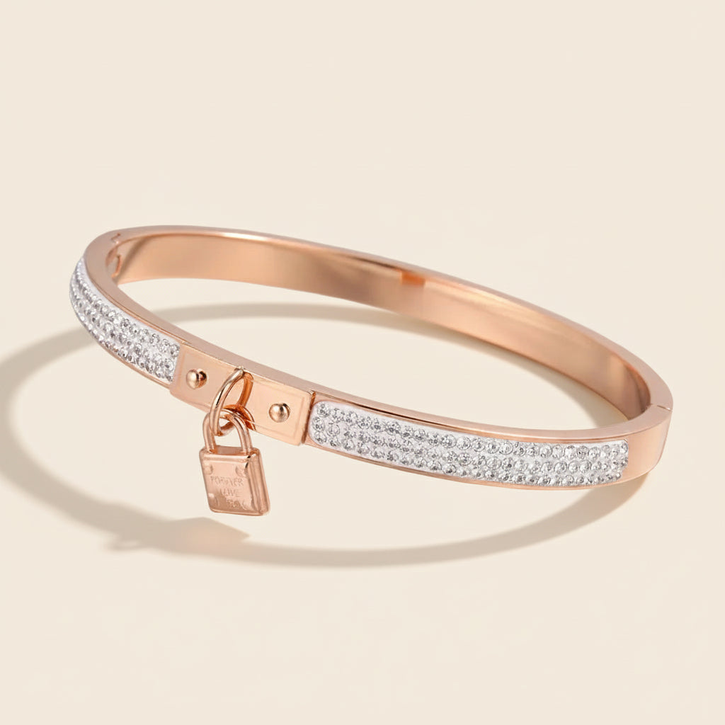 lutche-minimalist-bracelet-lock-1