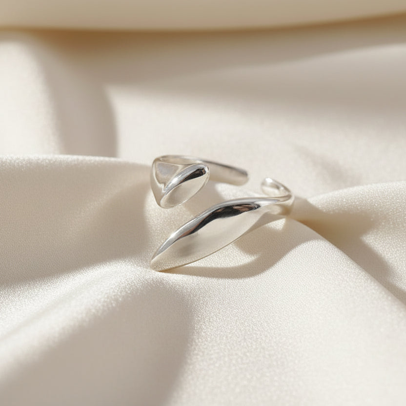 lutche-minimalist-ring-sculpted-open-3