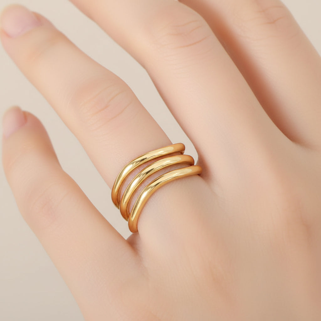 lutche-minimalist-ring-sculptural-flow-1