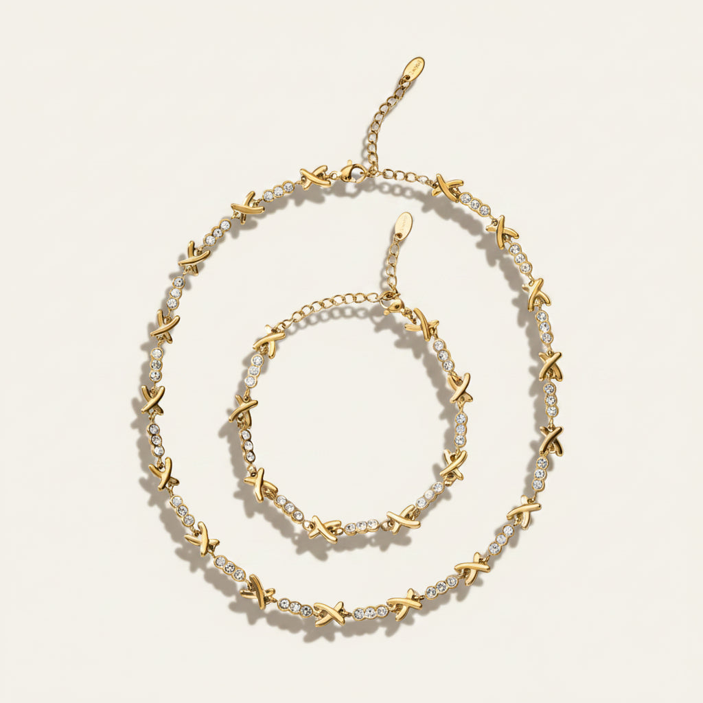 lutche_minimal_set_necklace_bracelet_luna_cross_czgd