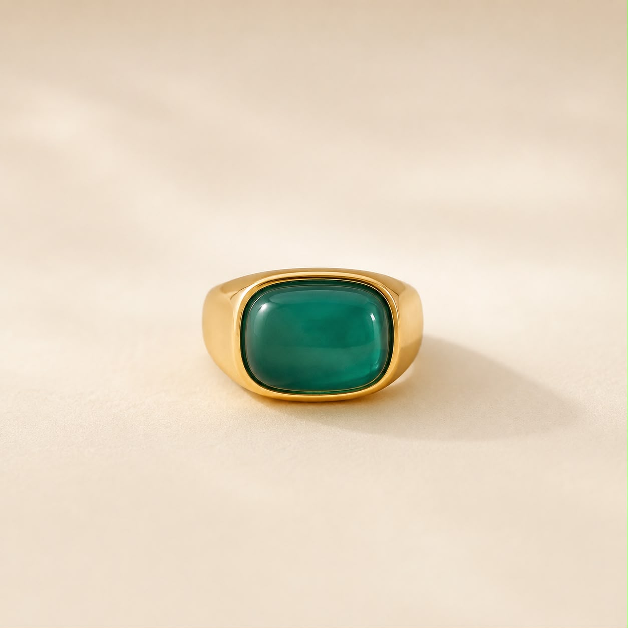 Green Natural Stone Ring _ Lutche