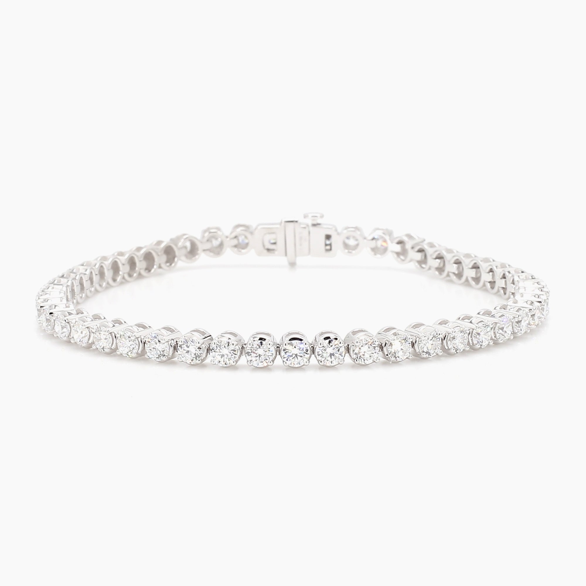 5.05 cttw 14k White Gold Round Luxe Tennis Bracelet